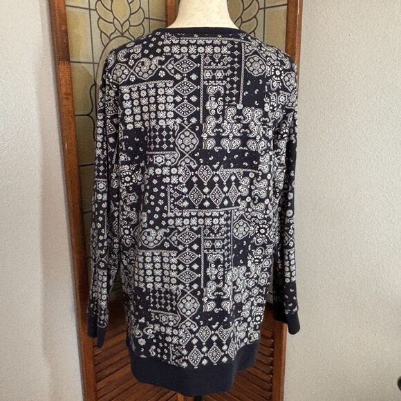 Lands End Serious Sweats Bandana Sweatshirt Navy French Terry Paisley Size L - Picture 3 of 12